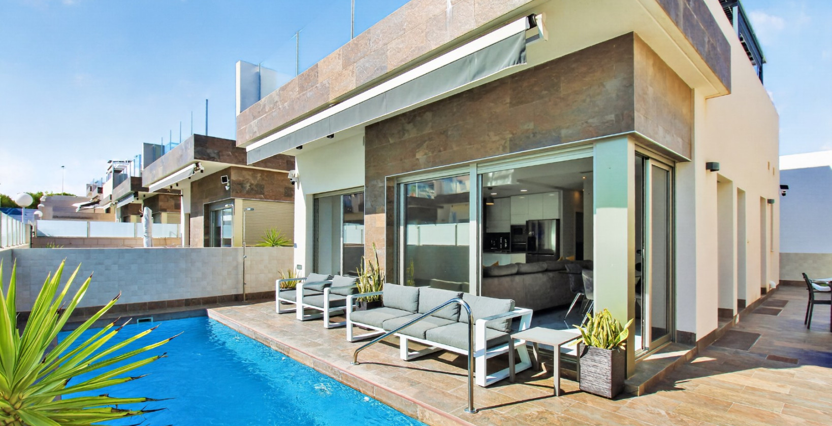 Bruktbolig - Villa - Villamartín - Villamartin