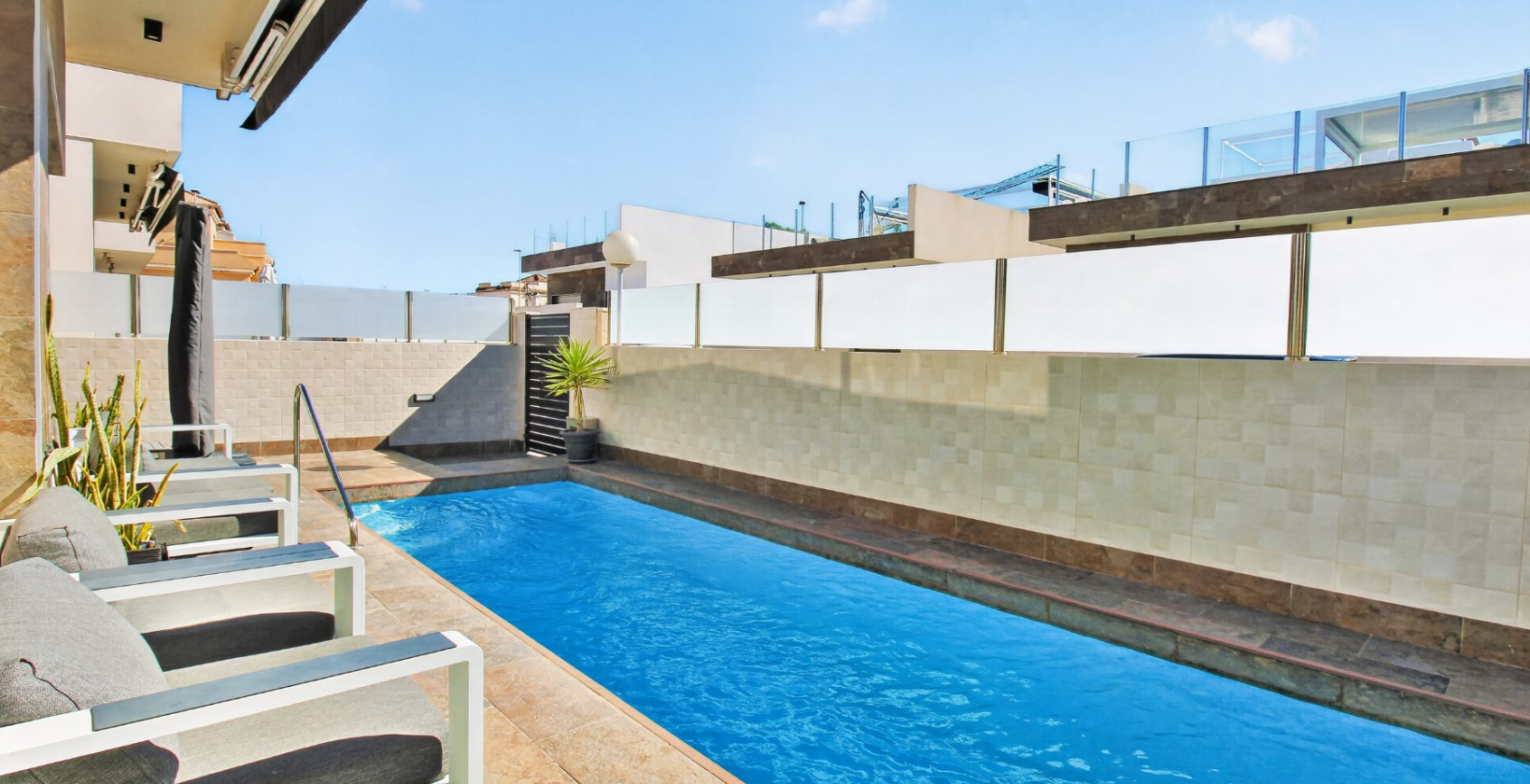 Bruktbolig - Villa - Villamartín - Villamartin