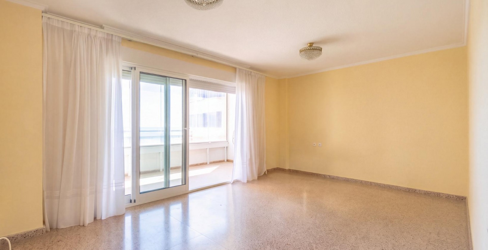 Återförsäljning - Lägenhet / lägenhet - Torrevieja - La Mata pueblo
